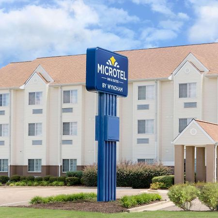 Microtel Inn & Suites By Wyndham Starkville Exterior foto