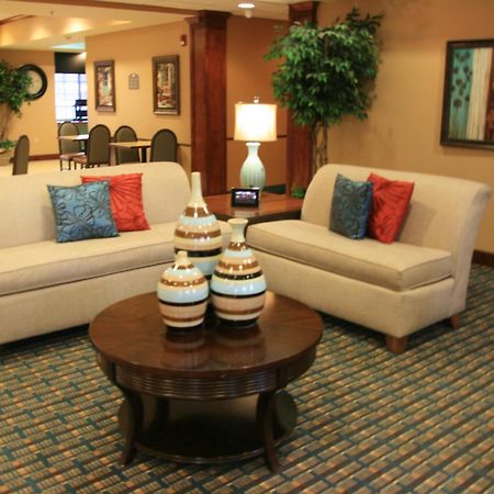 Microtel Inn & Suites By Wyndham Starkville Exterior foto