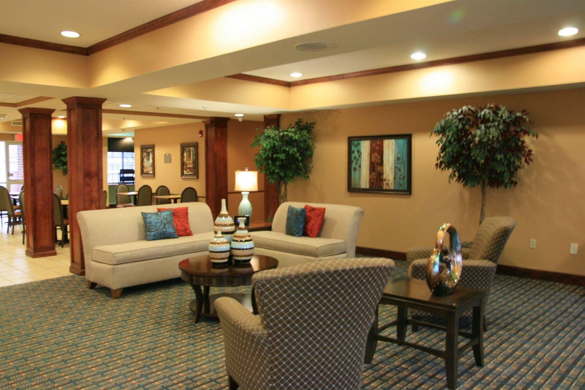 Microtel Inn & Suites By Wyndham Starkville Exterior foto